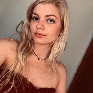 Meet your Posher, Leah